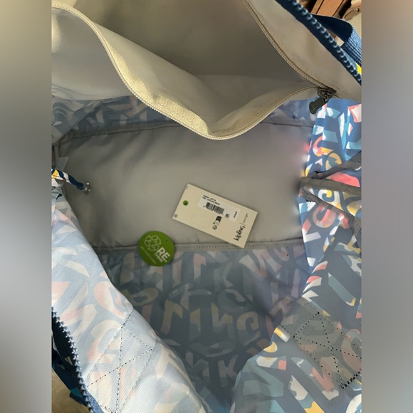 Set - Kipling Logo Medium Art Tote and Abanu Multi Convertible Crossbody Bag - Picture 6 of 11